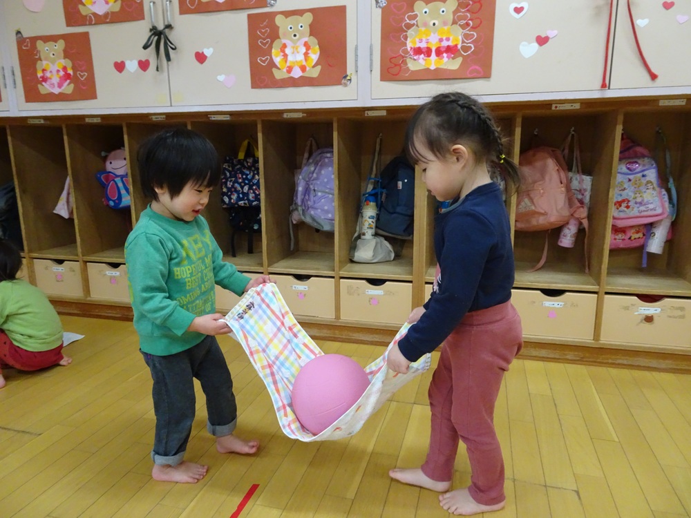 ボール遊び (4)