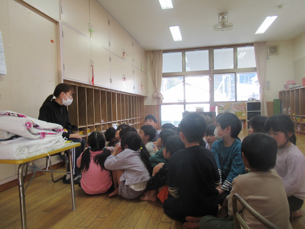 避難訓練の様子 (1)