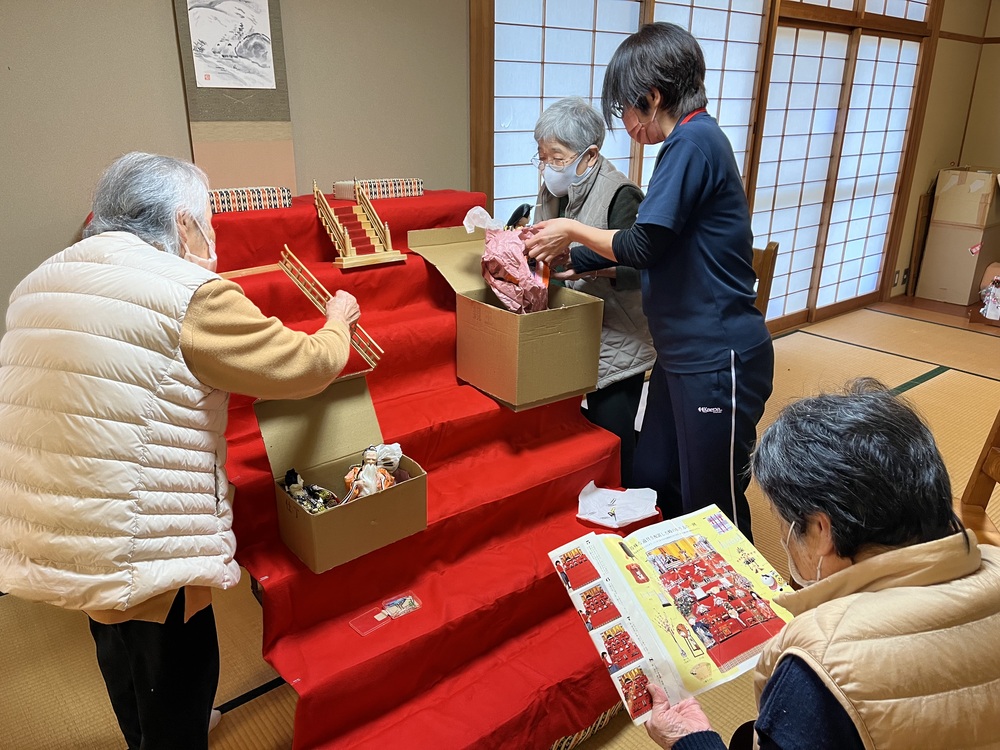 お雛様飾り