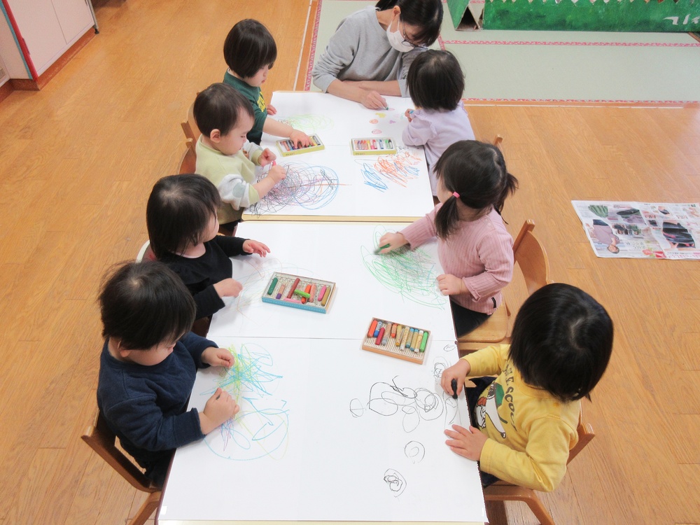 お絵描きの様子 