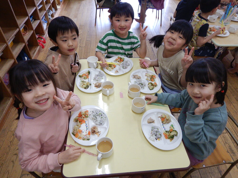 給食