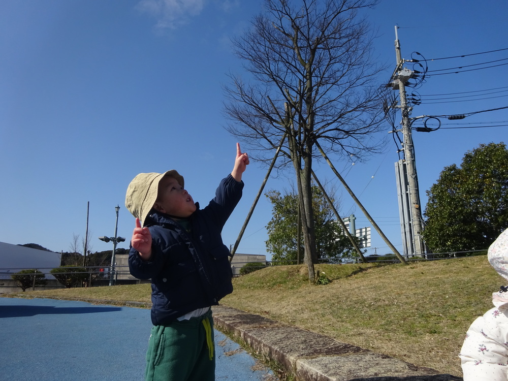 あすてらす公園で遊ぶ子ども (1)