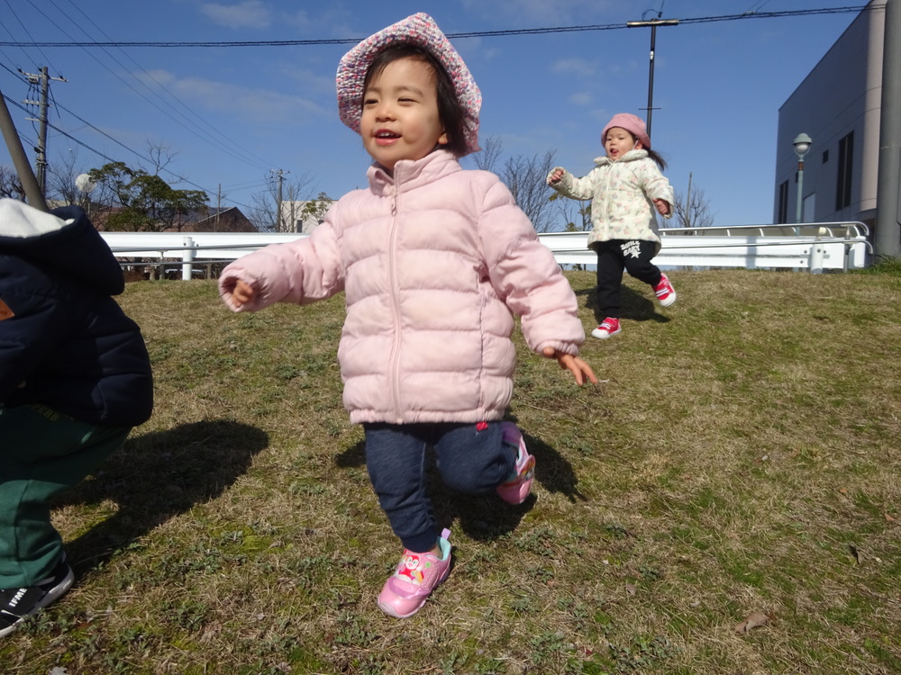 あすてらす公園で遊ぶ子ども (8)