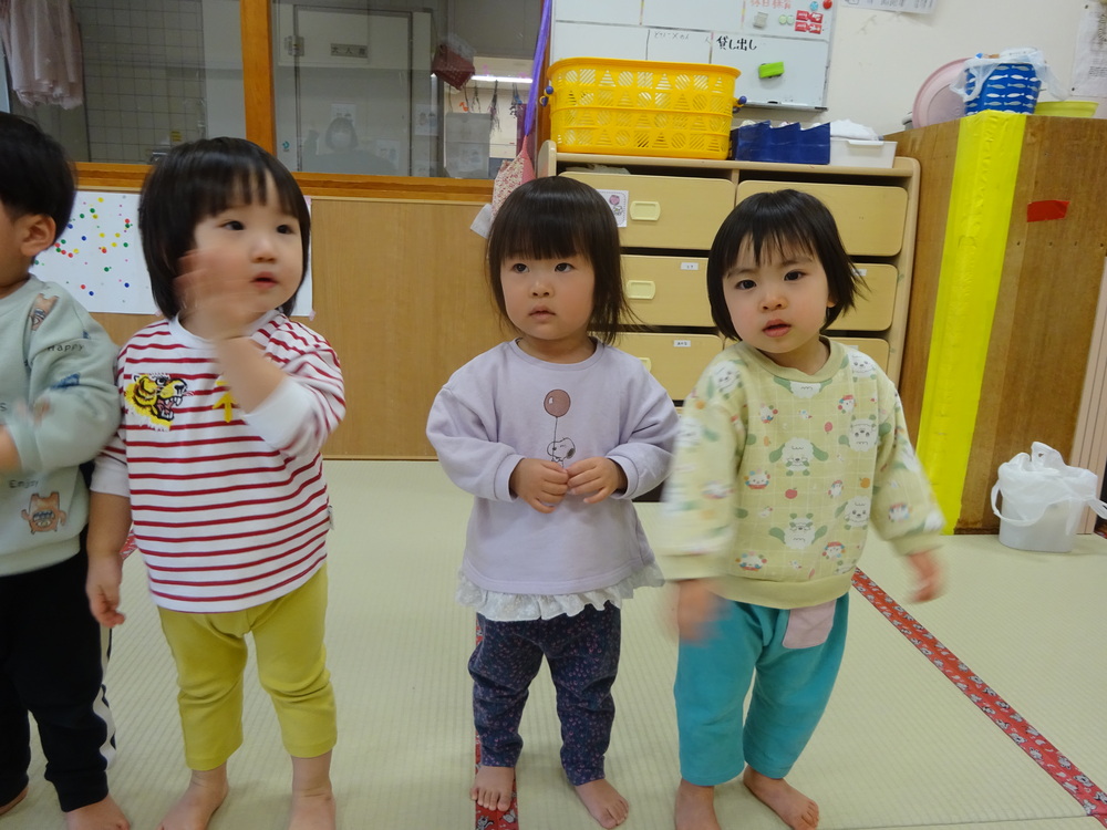 ダンスをする子ども２