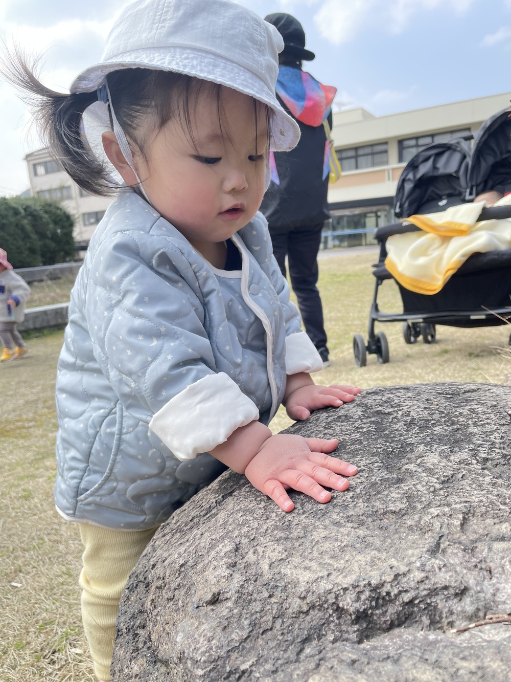 市民会館に出かける様子 (6)