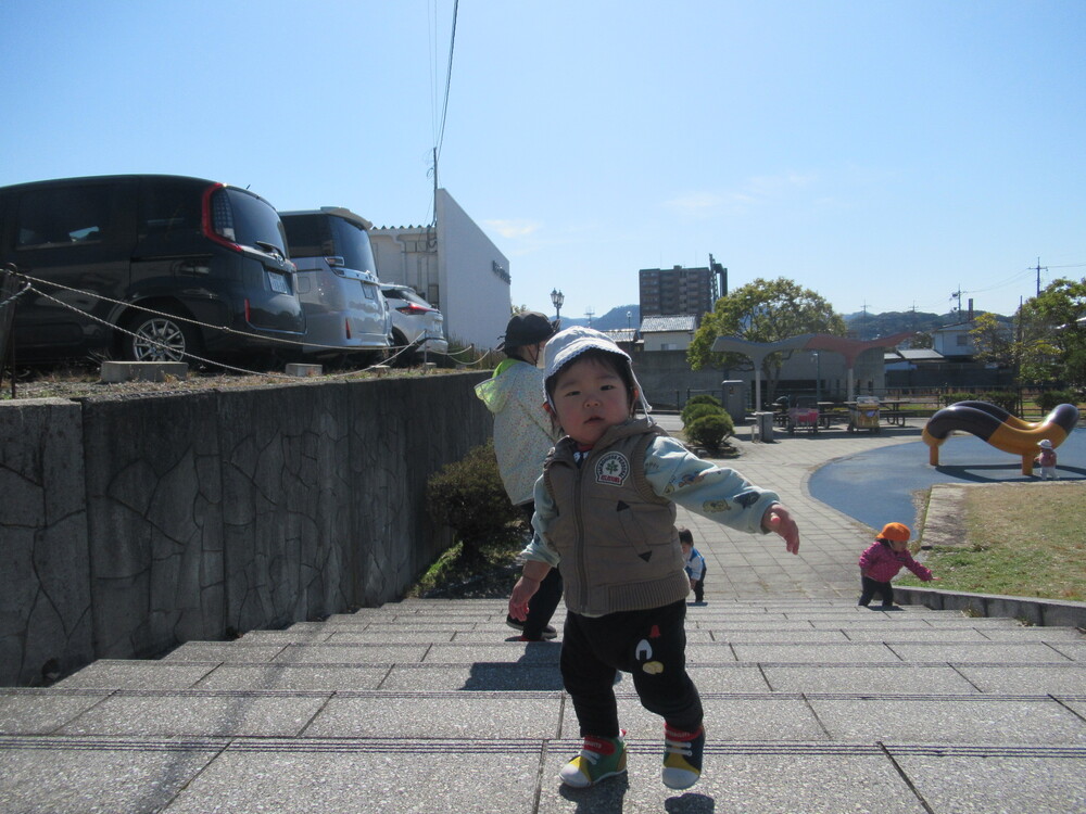 あすてらす公園で遊ぶ子ども