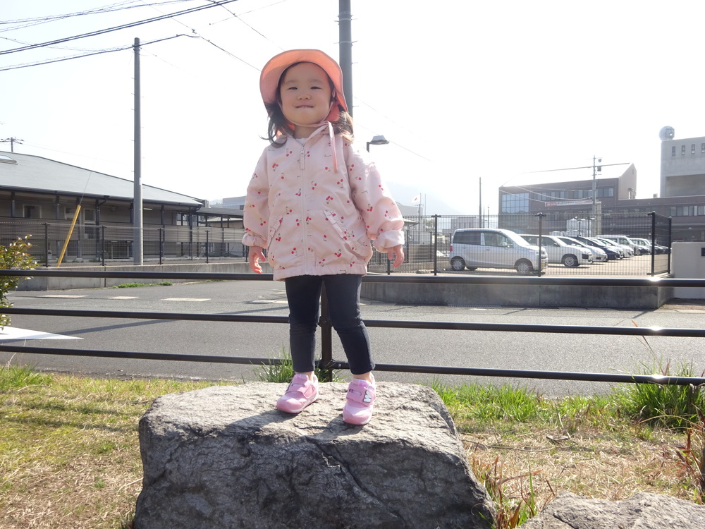 消防署横広場で遊ぶ子どもたち (6)