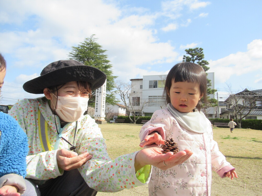 市民会館にお散歩に行っている様子 (9)