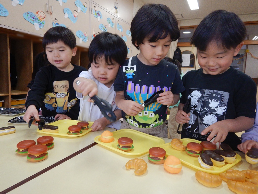 パン屋さんごっこ