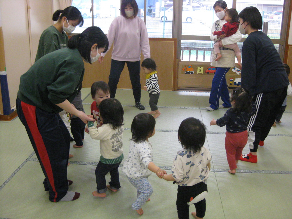 室内遊びの様子 (7)