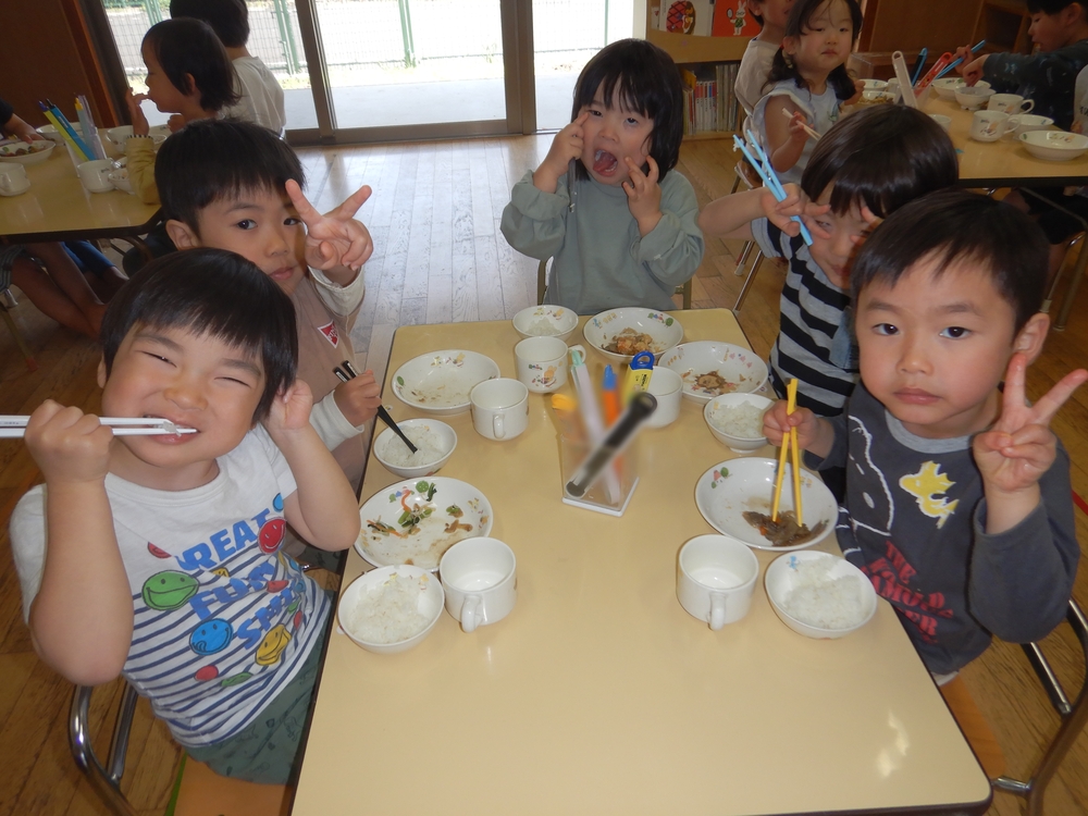 給食