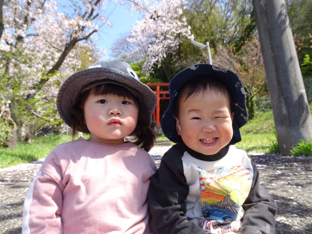 喜多の宮で遊ぶ子ども (4)