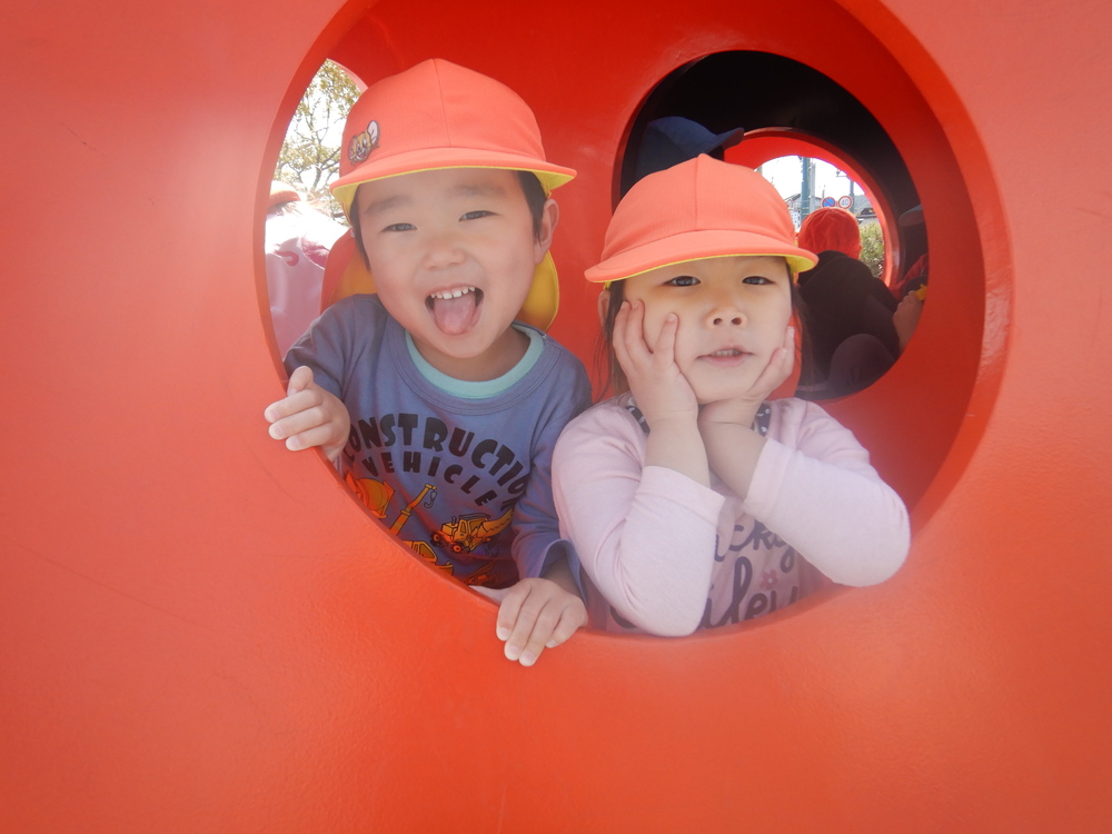 あすてらす公園で遊ぶ子ども (2)