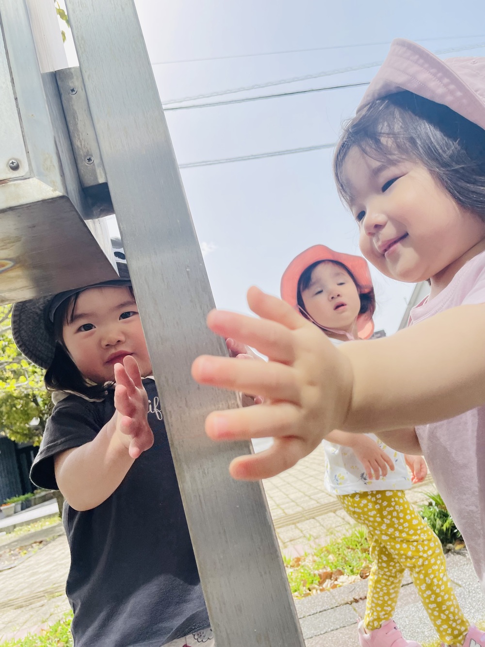 あすてらす公園で遊ぶ子ども (1)