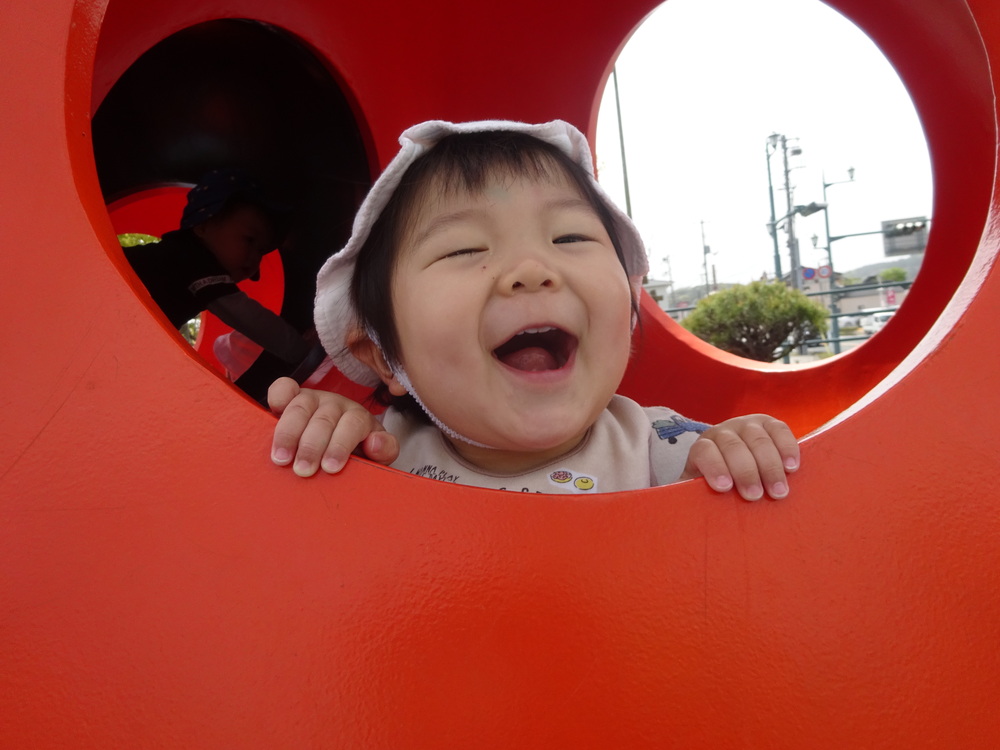 あすてらす公園で遊ぶ子ども (3)