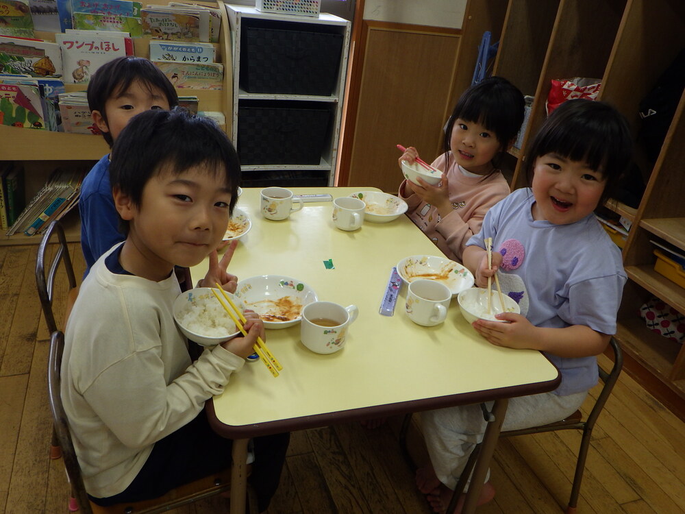 給食の様子