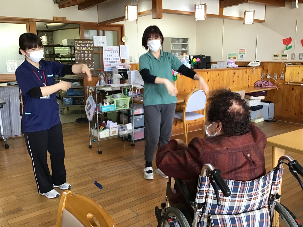 職員と利用者