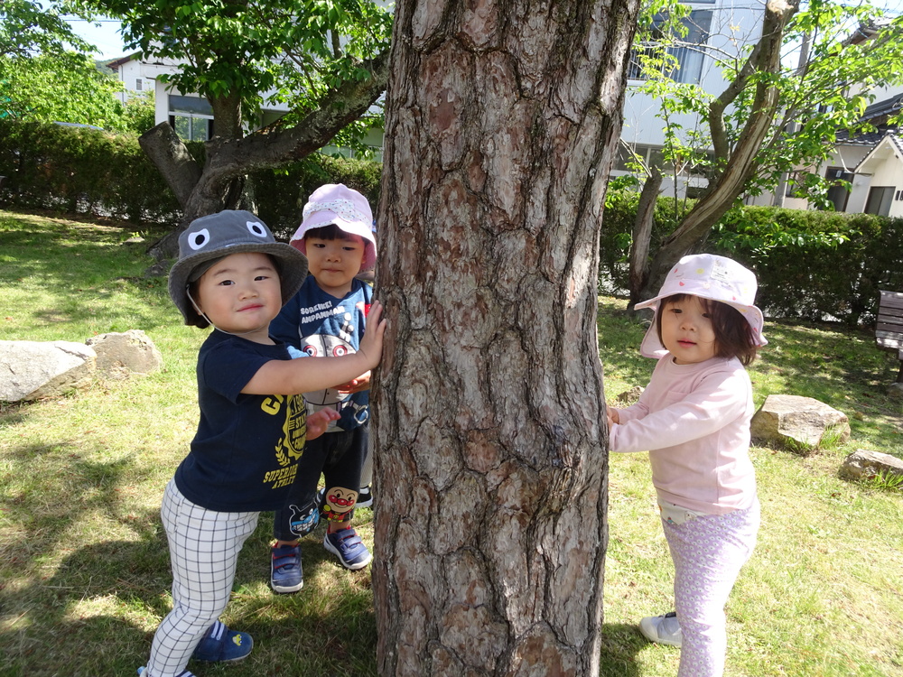 市民会館で遊んでいる様子 (1)