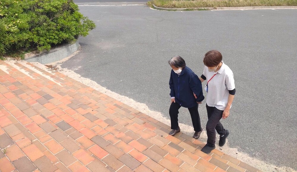 屋外歩行訓練