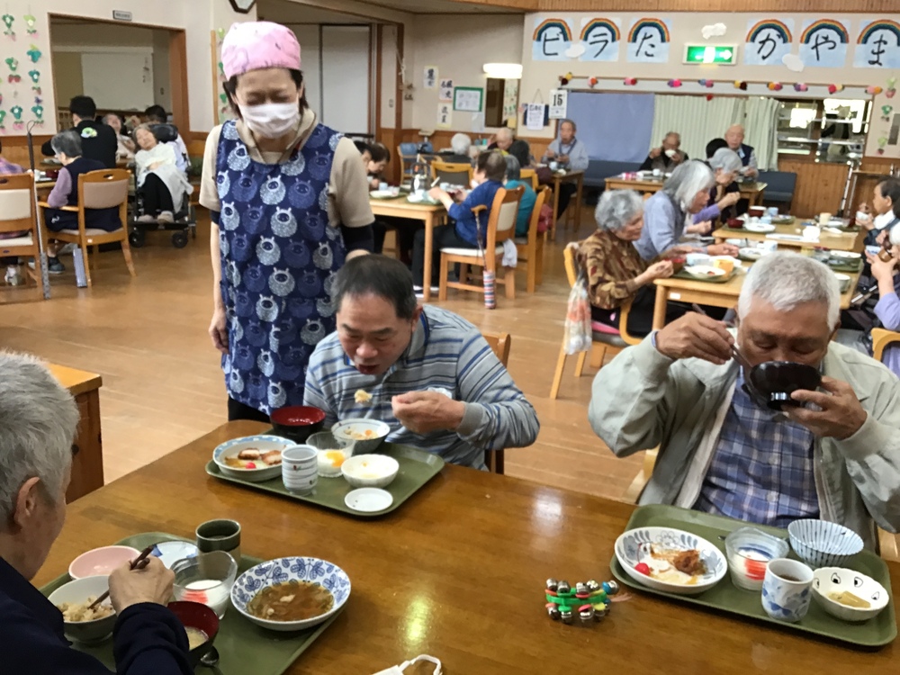 昼食の