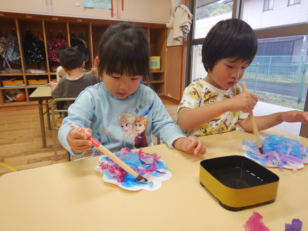 紫陽花を作っている様子 (3)