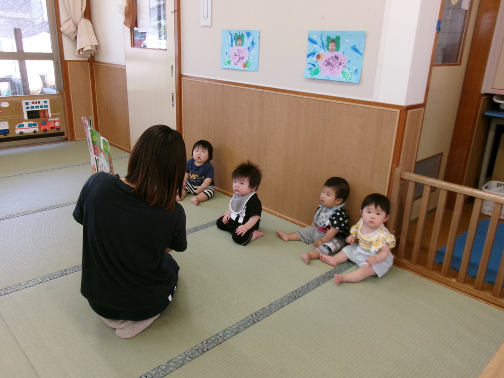 絵本タイム