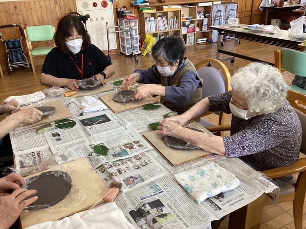 陶芸作成中です
