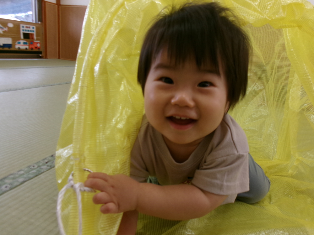 トンネル遊び１