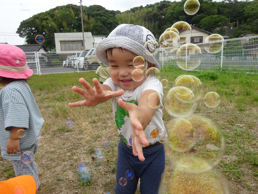 しゃぼんだま (6)