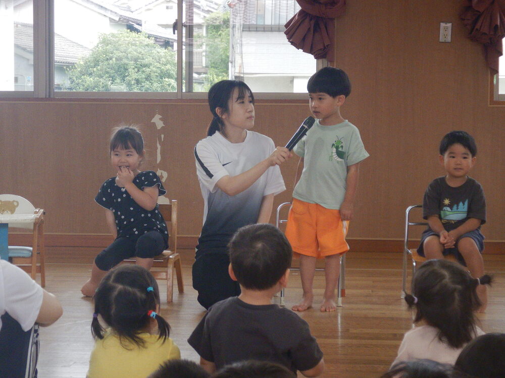 誕生会の様子 (1)