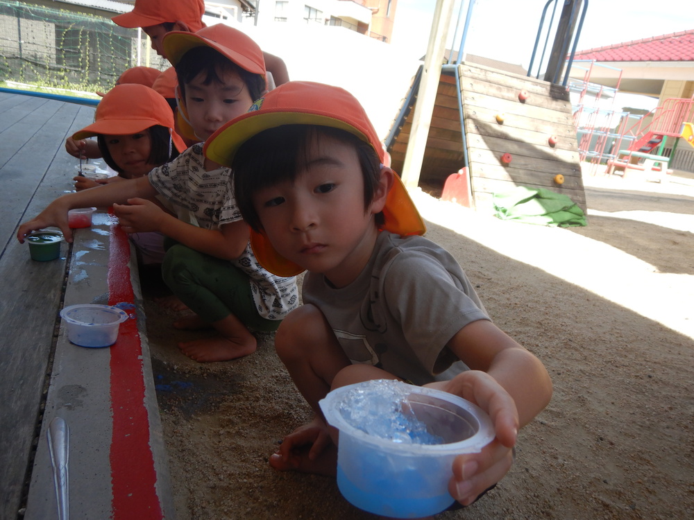 かき氷ごっこの様子 (7)