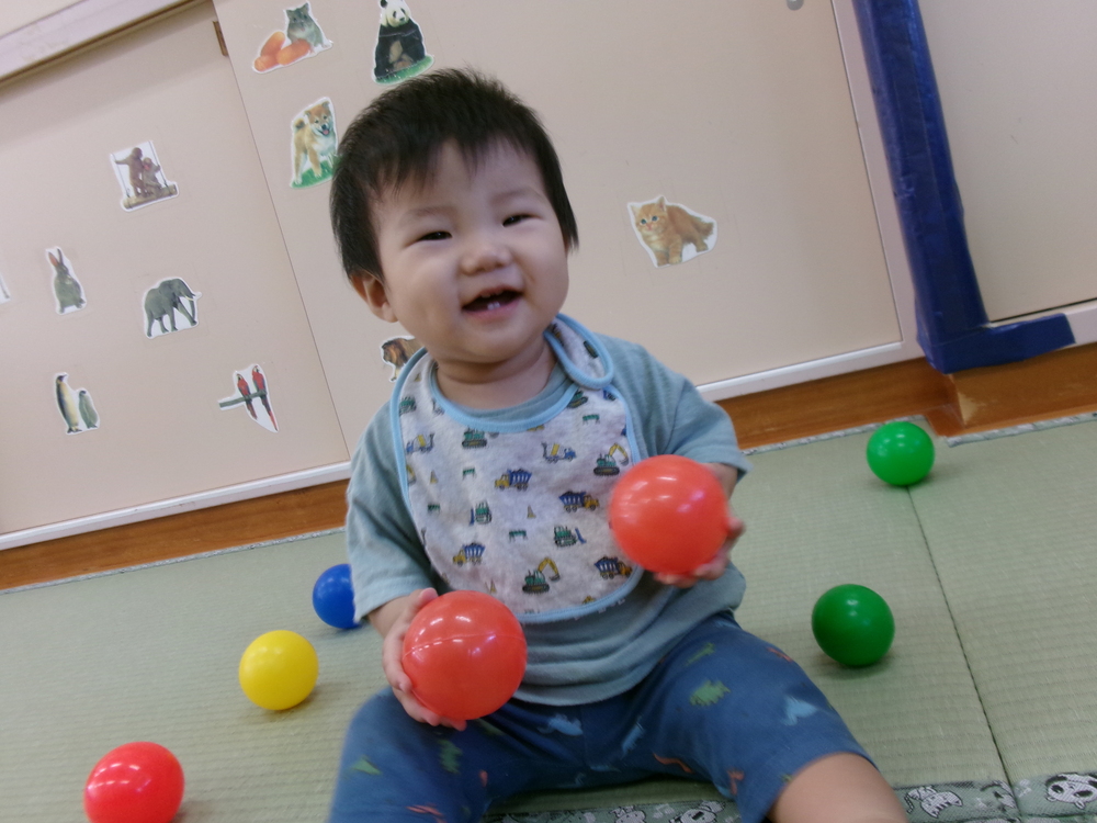 ボール遊び４