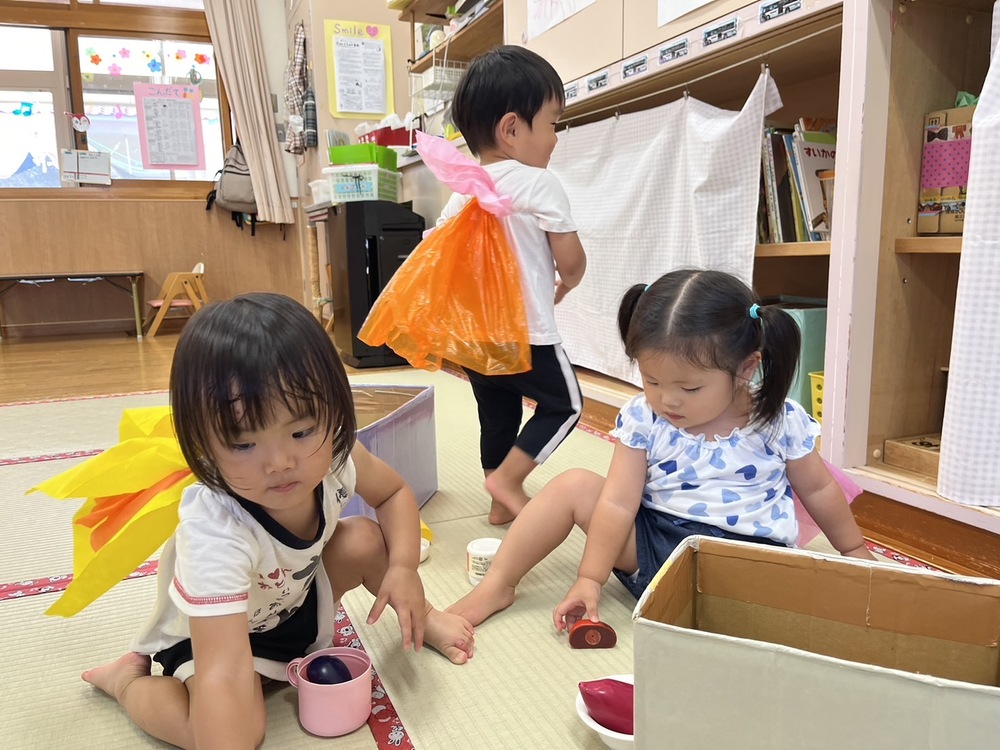 おままごとの様子 (2)