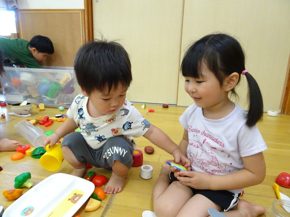 ままごと遊び２