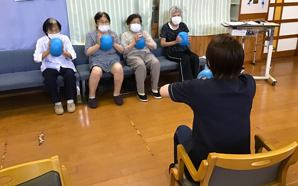 ボール体操