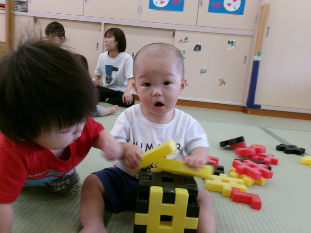 ブロックを叩く