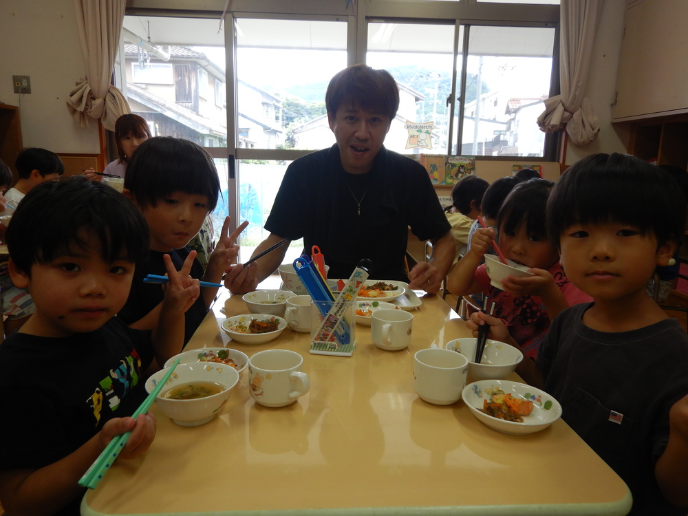 給食 (1)