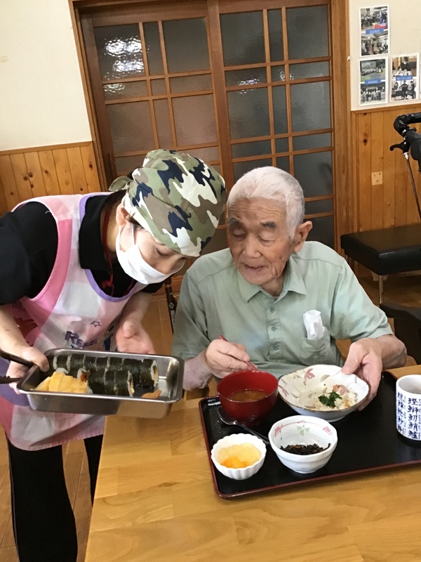 お代わりいかがですか？