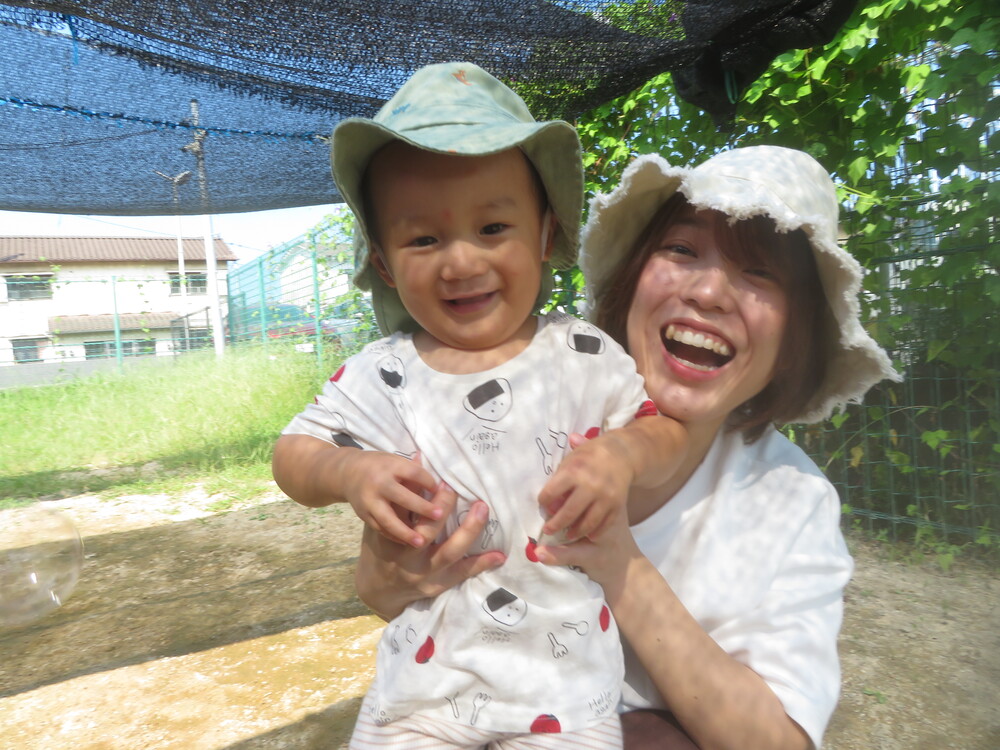 しゃぼん玉遊び (4)