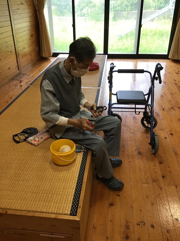 手の運動