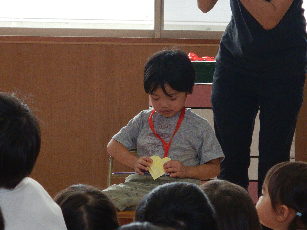 誕生会に参加 (2)