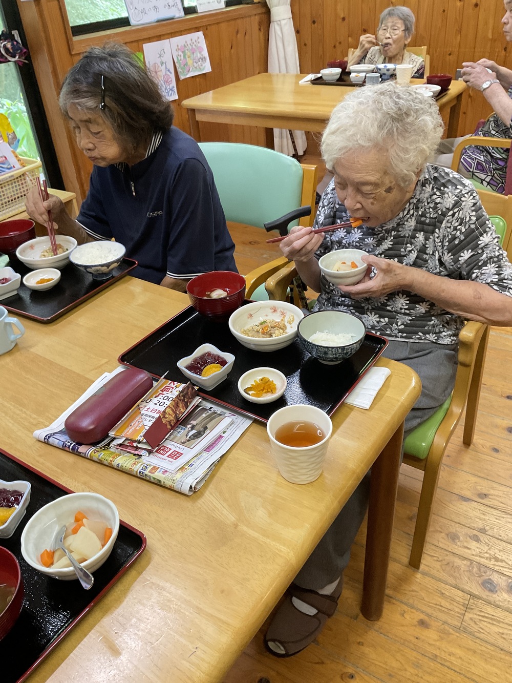 食べる