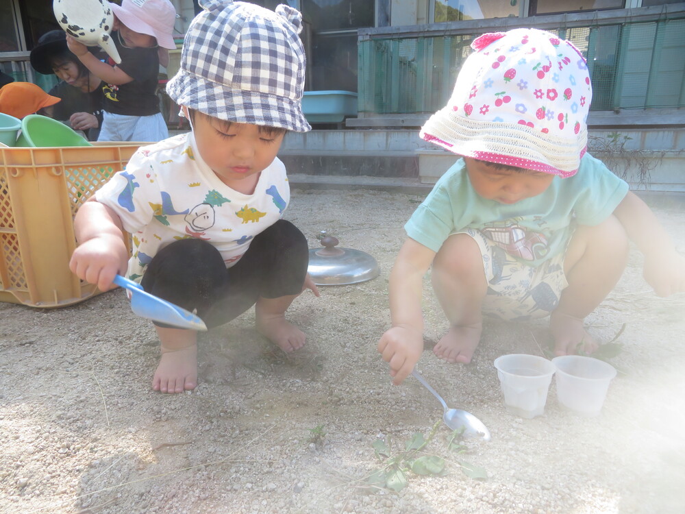 園庭遊び (2)
