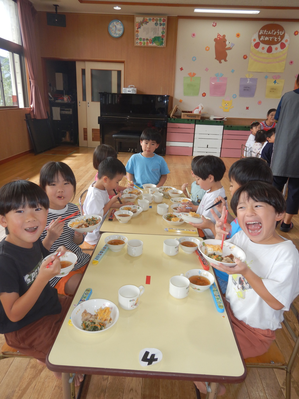 箱寿司クッキングの様子 (18)