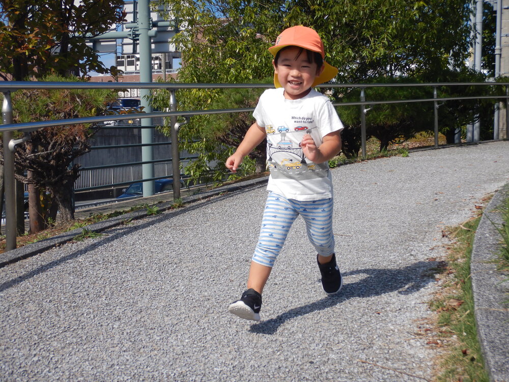 あすてらす公園で遊んでいる様子 (3)