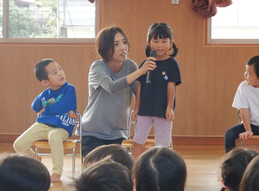 誕生児のインタビュー (2)