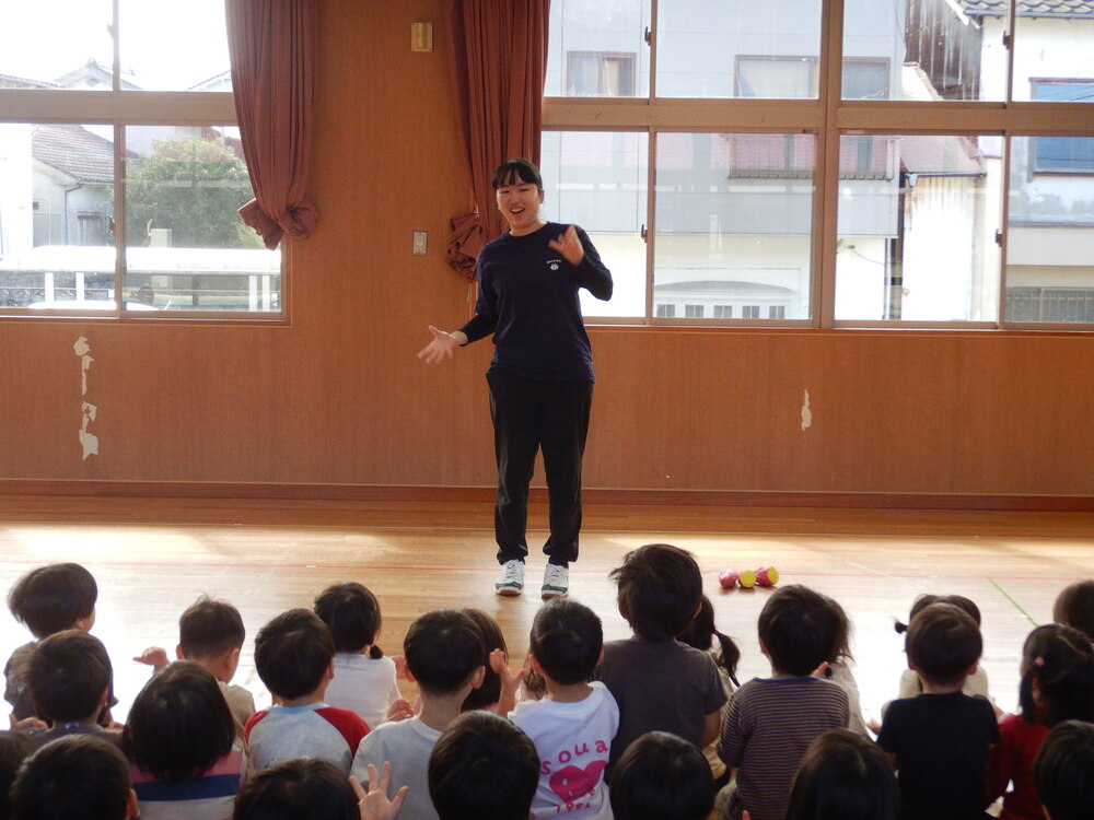 実習生の手遊び