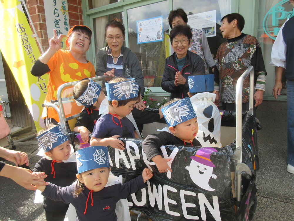 ハロウィンパレードの様子