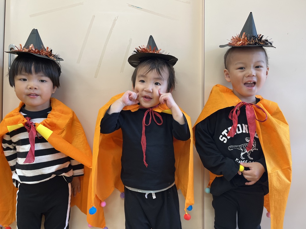 ハロウィンの仮装をしている子ども (5)