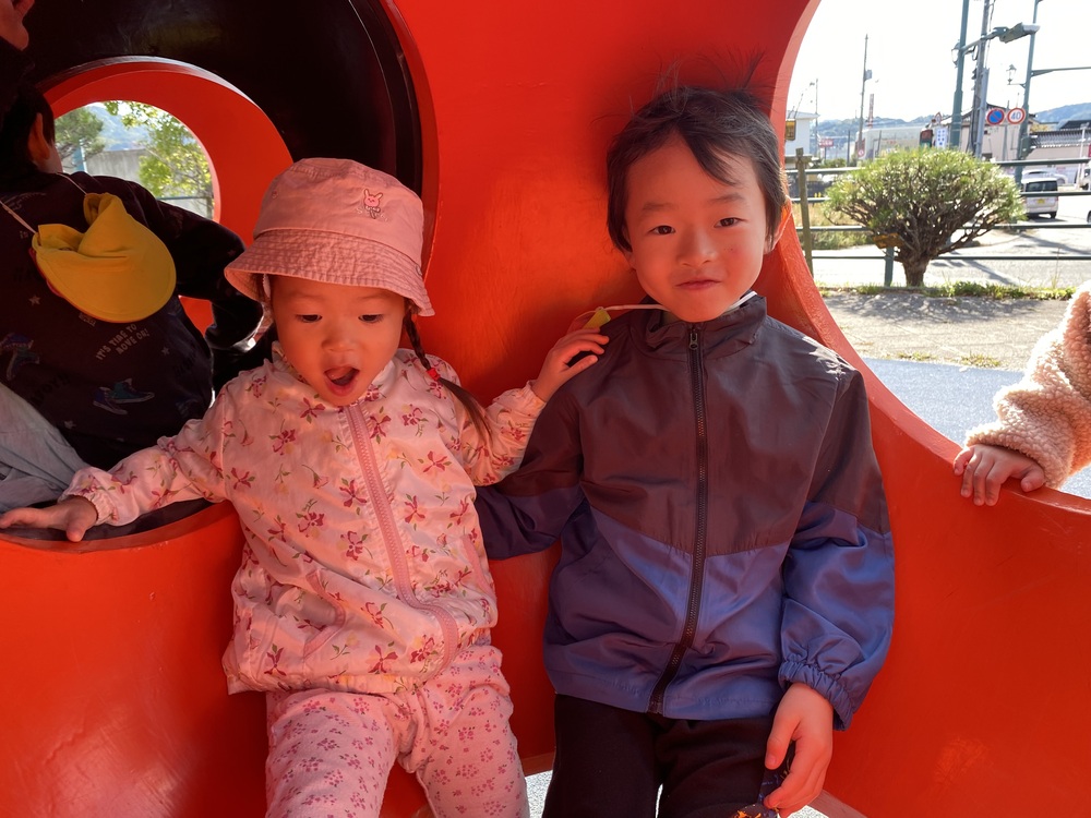 あすてらす公園で遊んでいる様子 (2)
